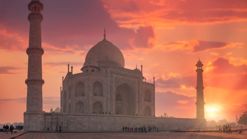 The Enchantment of Sunrise Taj Mahal Tour